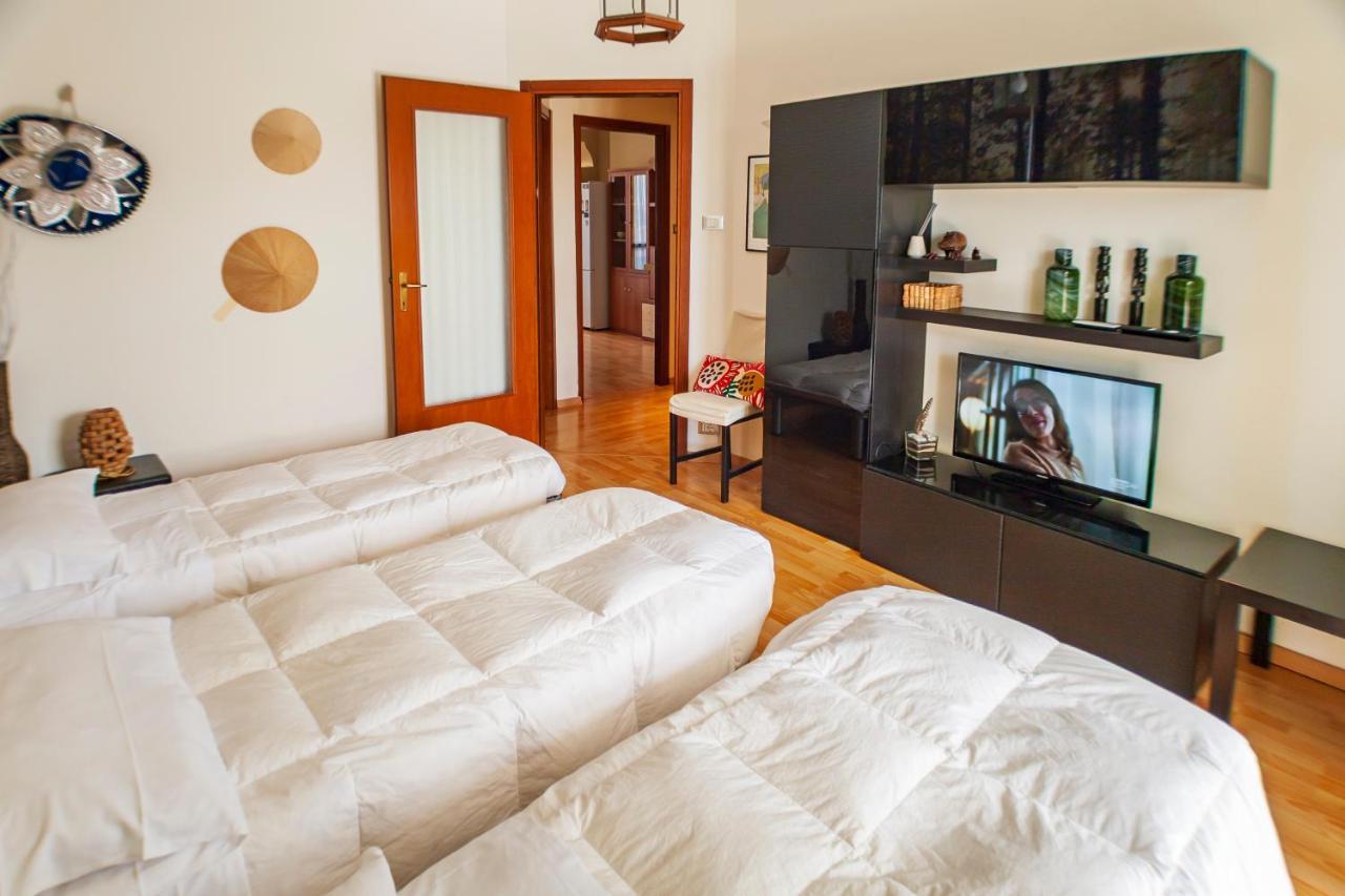 Attico Con Vista Lägenhet Turin Exteriör bild