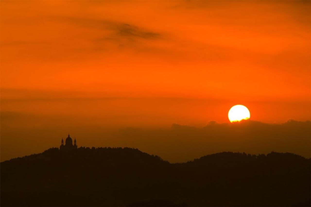 Attico Con Vista Lägenhet Turin Exteriör bild
